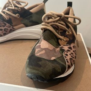 Steve Madden sneakers